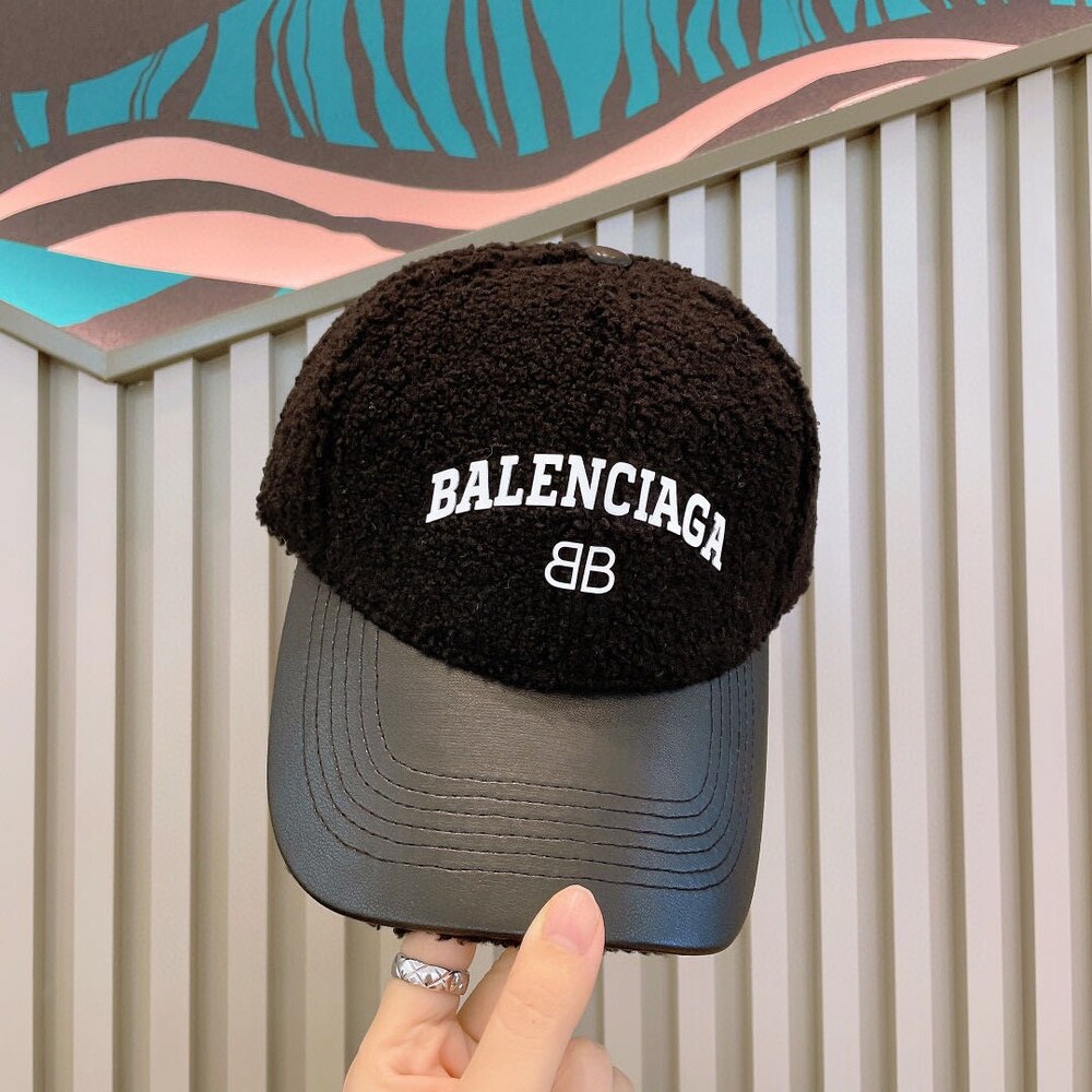 Balenciaga Teddy Leather Baseball Cap in Black